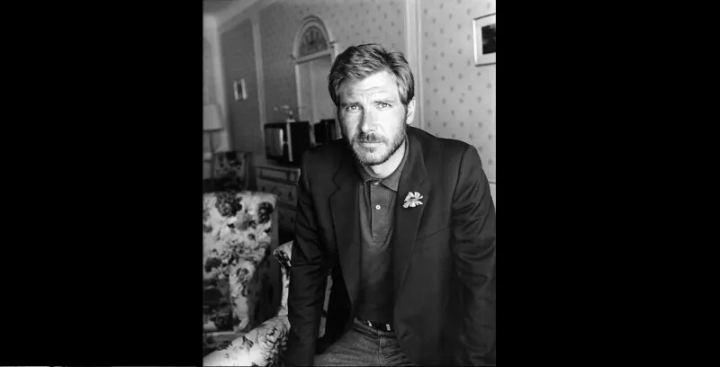 بالصور.. أزياء مشاهير القرن الماضي