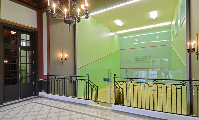 بالصور.. أغلى منزل في العالم صاحبه عربي 