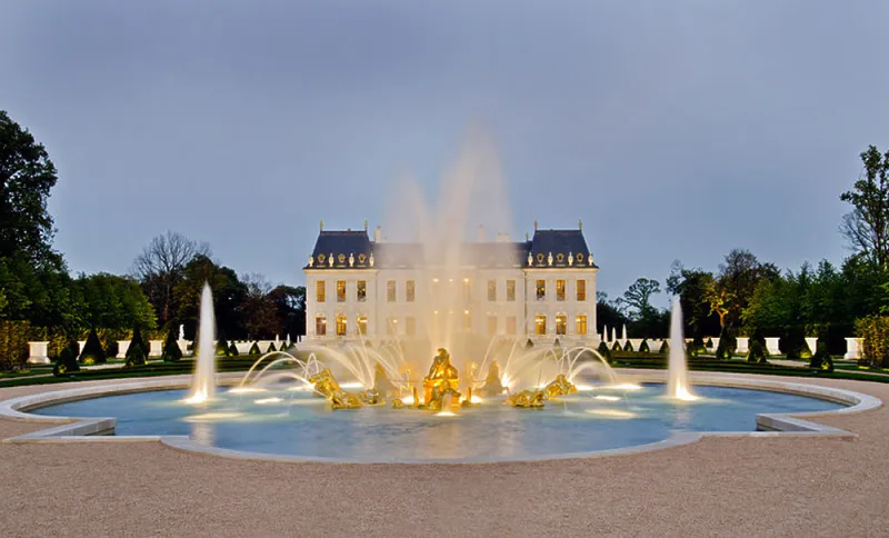 بالصور.. أغلى منزل في العالم صاحبه عربي 