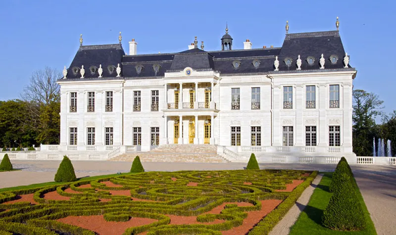 بالصور.. أغلى منزل في العالم صاحبه عربي 