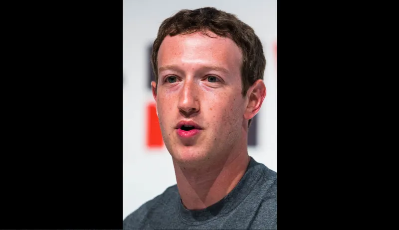 بالصور.. خزانة مارك زوكربيرغ مؤسس الفيسبوك 