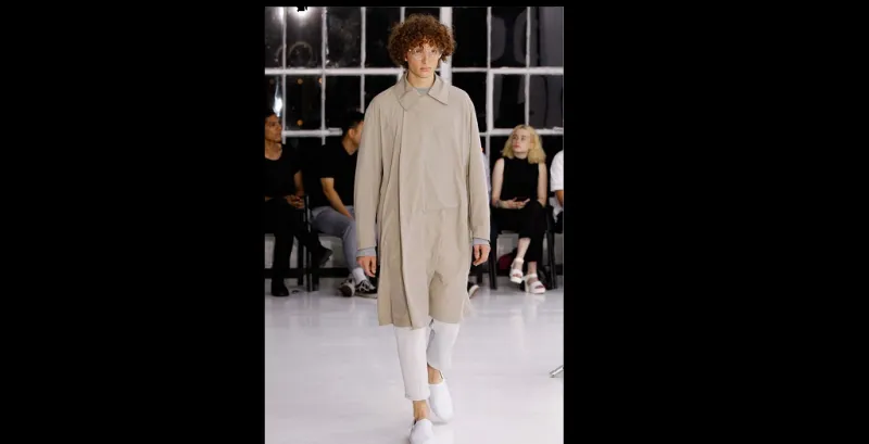 احصل على اطلالة منتعشة بألوان حيادية!