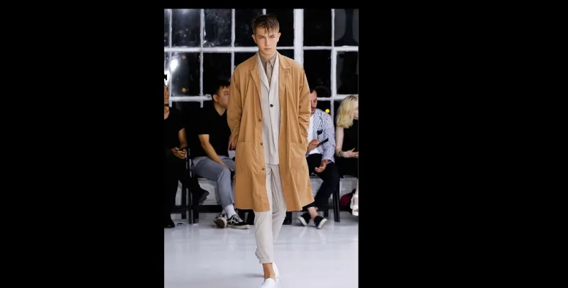 احصل على اطلالة منتعشة بألوان حيادية!