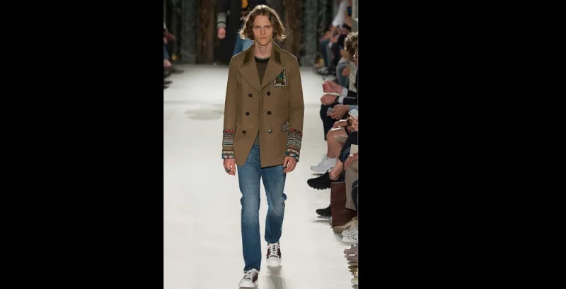 الكاميل... نجم خزانتك في ربيع وصيف 2016