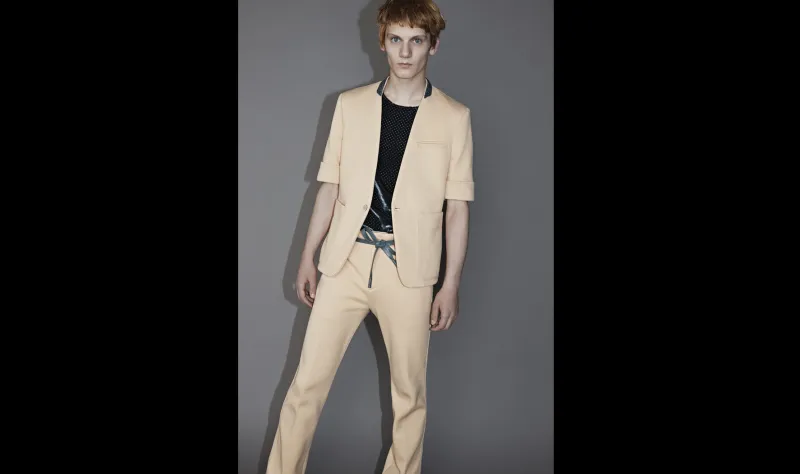 نفحة الـ"minimalist" تتسرب الى ازياء الرجال 