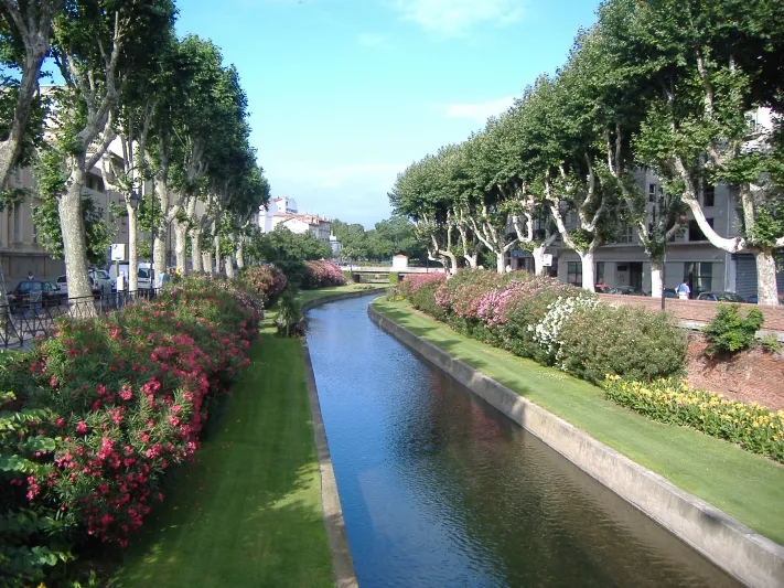 هل جربت زيارة الريف الفرنسي الجميل 