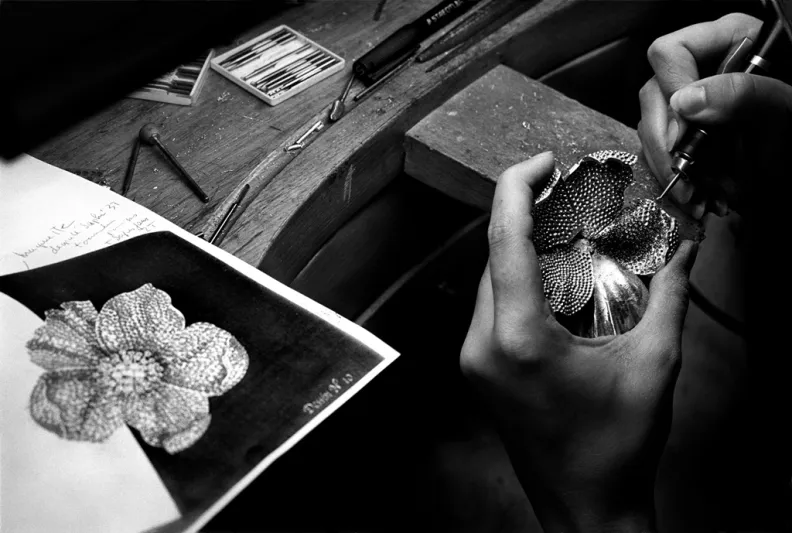 فان كليف اند اربلز تعرض في ايام التصميم دبي للعام الخامس.