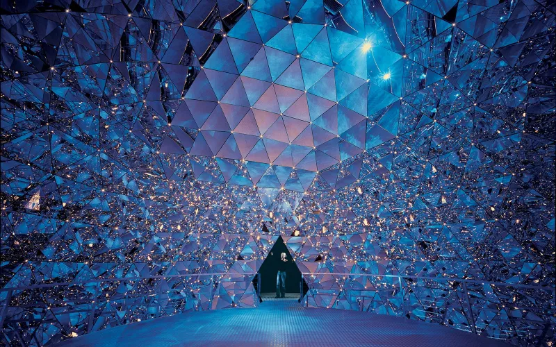 معرض سواروفسكي في النمسا سياحة في عالم الكريستال الساحر 