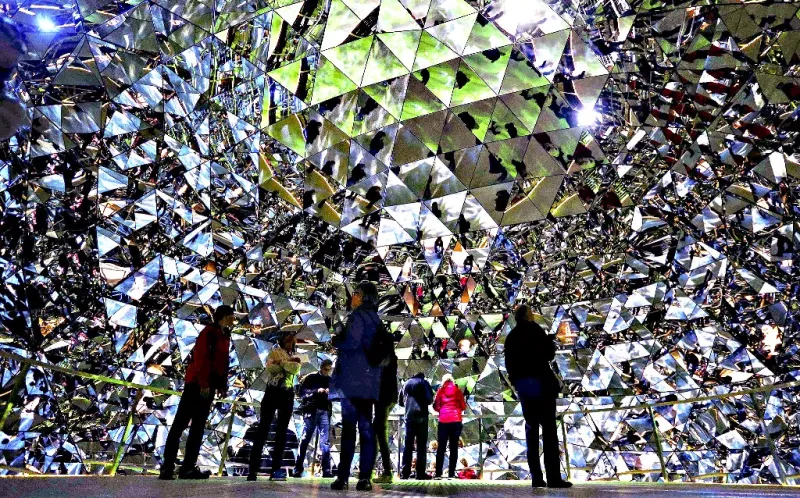 معرض سواروفسكي في النمسا سياحة في عالم الكريستال الساحر 