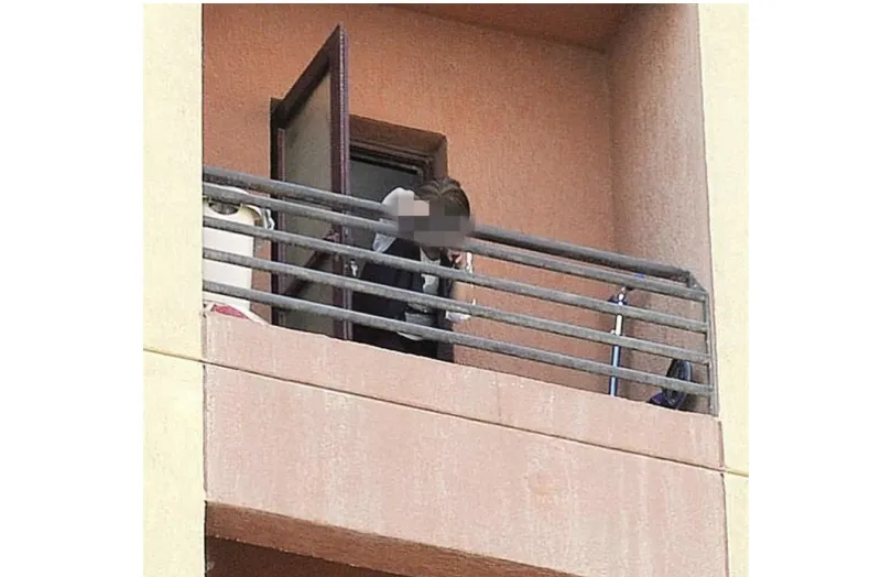 بالصورة...لبناني ينتحر أمام زوجته في الكويت