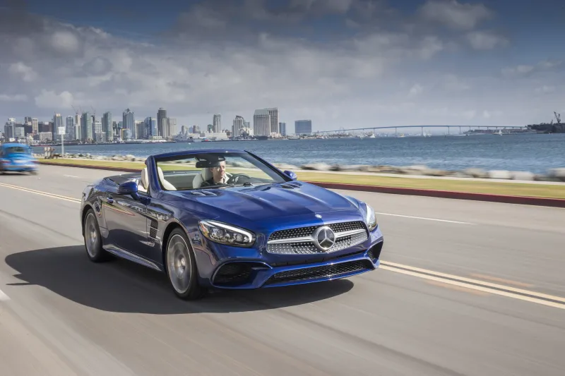 مرسيدس بنز اس ال: اسطورية رشيقة في حلة جديدة