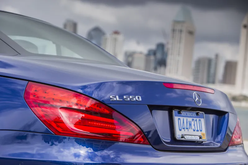 مرسيدس بنز اس ال: اسطورية رشيقة في حلة جديدة