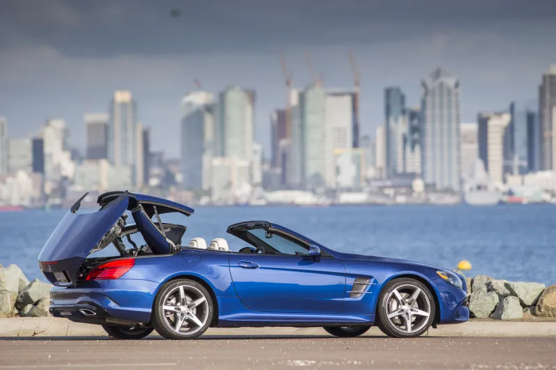 مرسيدس بنز اس ال: اسطورية رشيقة في حلة جديدة