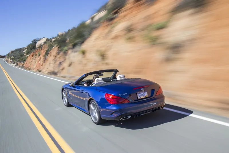 مرسيدس بنز اس ال: اسطورية رشيقة في حلة جديدة