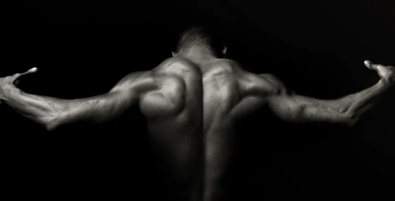 3 تمرينات لتبني كتفين عريضين!