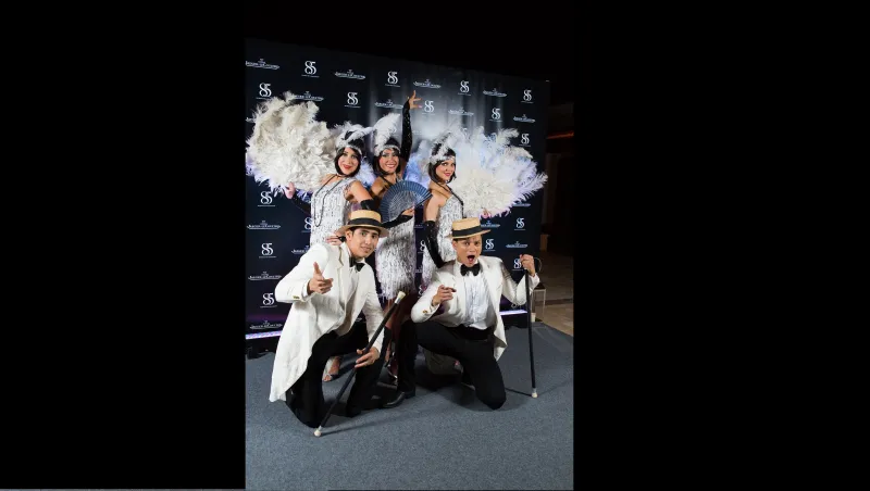 جيجر لوكولتر تحتفل بالذكرى 85  لساعتها الرمز ريفيرسو