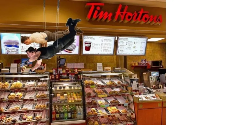 بالصور- رئيس الوزراء الكندي يشعل مواقع التواصل بحركاته