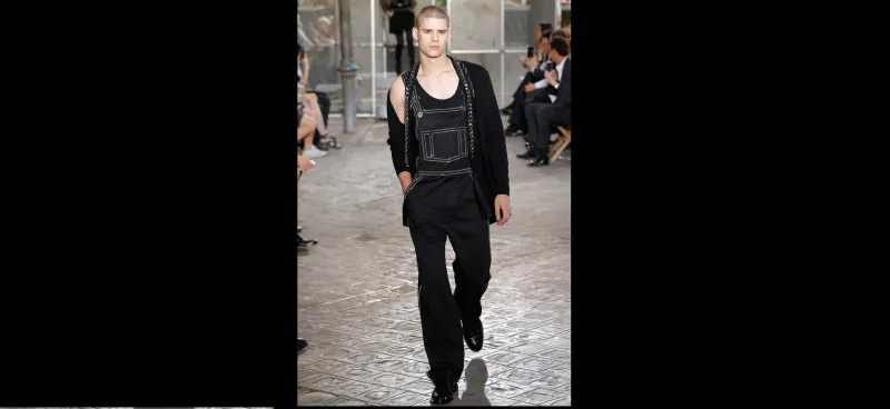 الافرول الى الاضواء من جديد