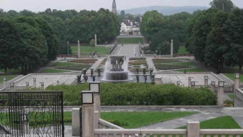 حديقة فيجلاند بارك رحلة في مراحل العمر 