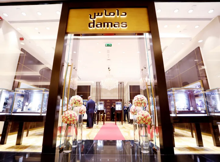 داماس تفتتح متجرها بحلته الجديدة في مول الإمارات