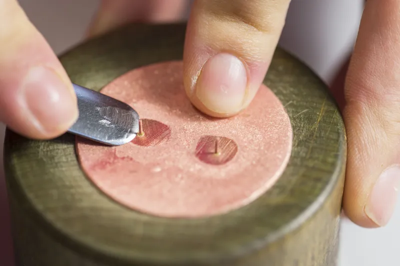 ساعة هرمز الجديده نقاء ممزوج بالحيوية