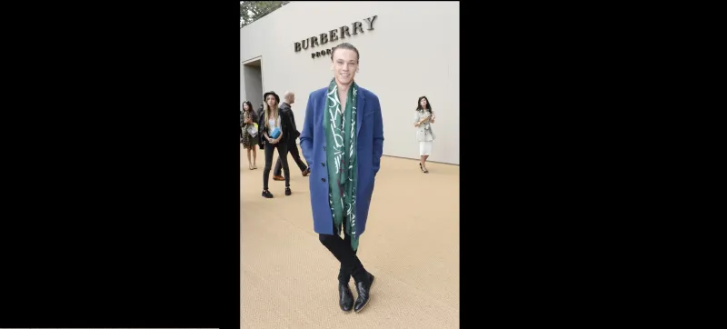 الوشاح الصيفي طريقك للاناقة لا يكتمل من دونه