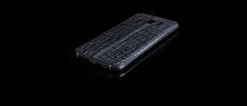 بالصورة.. نسخة خاصة من “غالاكسي إس7 إيدج” بسعر 7000 درهم