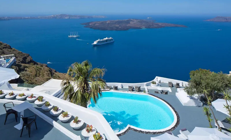 جزر سانتوريني لؤلؤة المتوسط اليونانية  