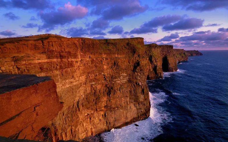 منحدرات موهير سحر الطبيعية في ايرلندا