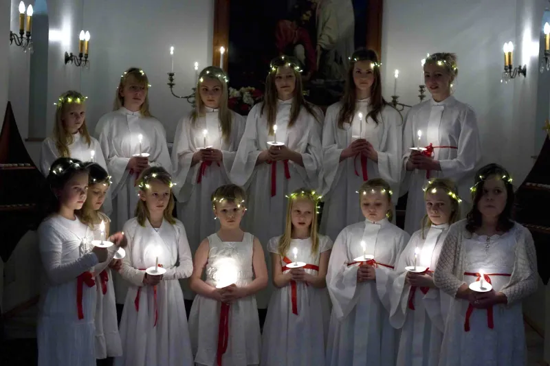 مهرجان القديسة لوسيا اشهر احتفالات اسكندنافيا