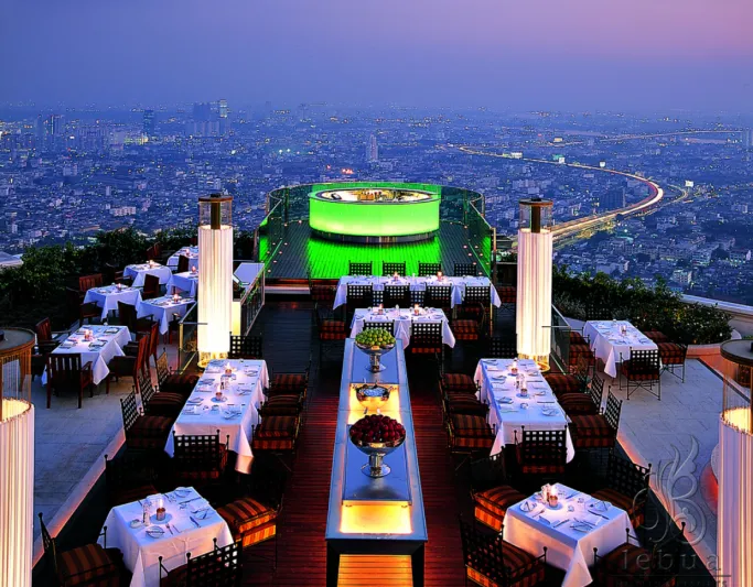 مطعم سيروكو في بانكوك اكبر مطعم عالي في العالم 