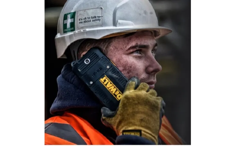 هل هذا الهاتف هو الأقوى في العالم؟