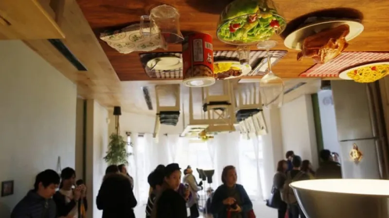 منزل مقلوب في بولندا بالصور