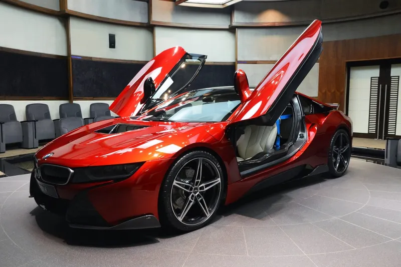 بالصور...AC Schnitzer Lava Red BMW i8 تصل إلى أبوظبي