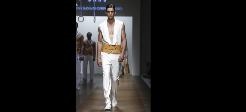 الحزام العريض نجم الموضة المقبلة