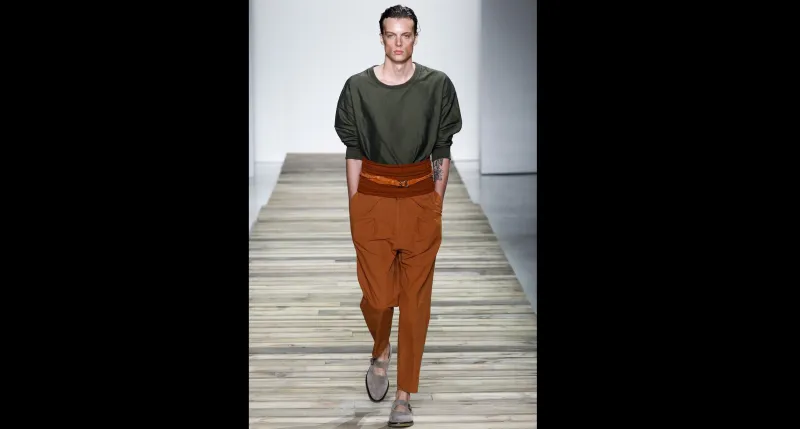 الحزام العريض نجم الموضة المقبلة