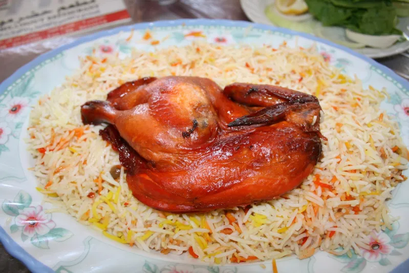 طبيب سعودي يكشف خطراً مروعاً لـ"المندي"