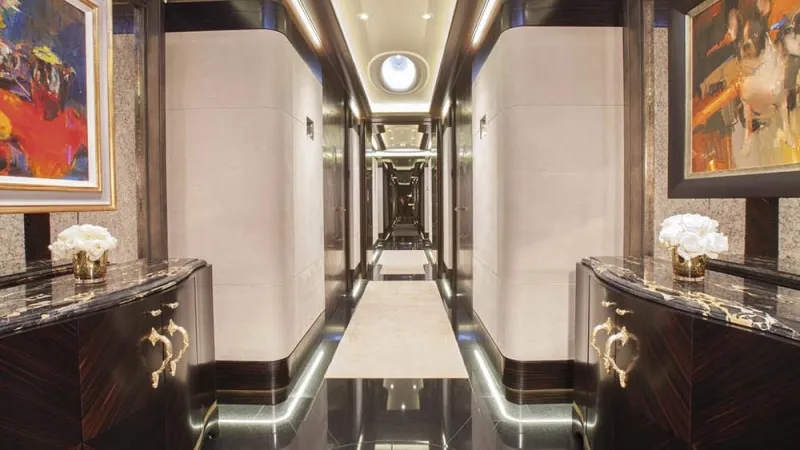 بالصور..اليخت الفاخر “Kismet” متاح بسعر 1.3 مليون دولار للأسبوع