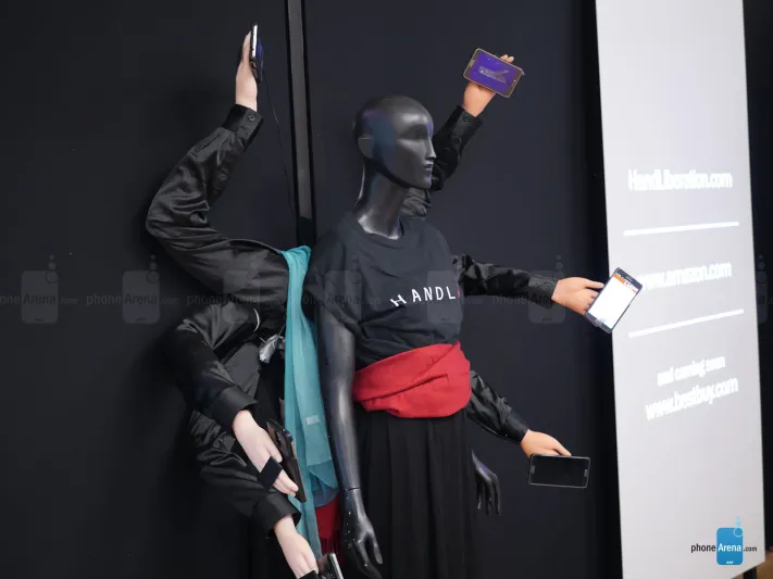 بالصور كفرات موبايل تجعله أسهل للاستخدام 