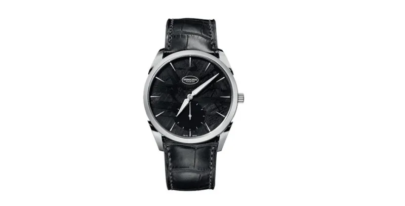 السر في الأسود ساعات تعكس الثقة بالنفس