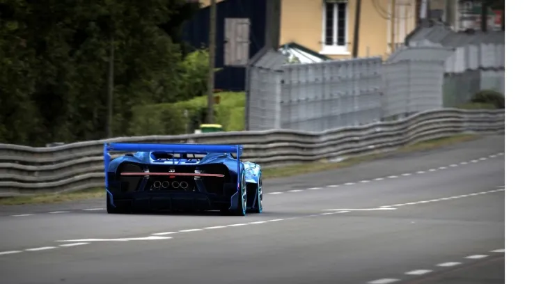 بوغاتي شيرون  ثروة على اربع عجلات 