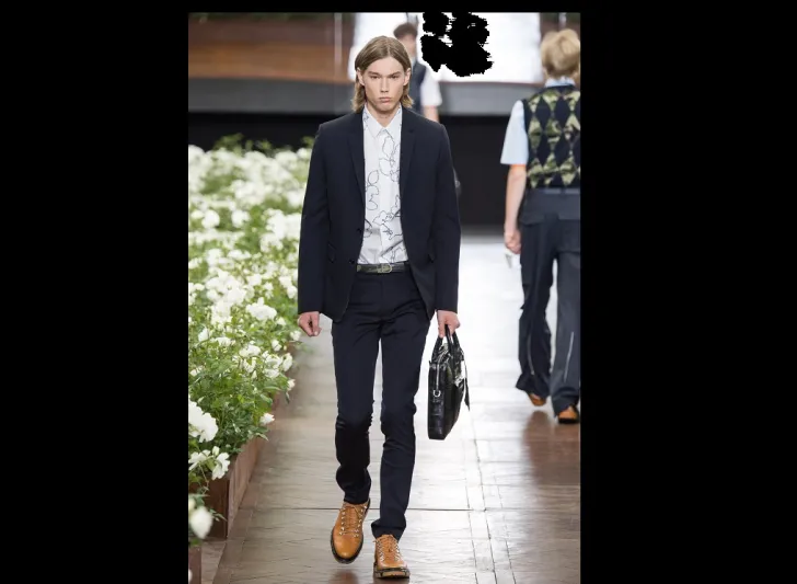 اللغة التي تتقنها خزانتك هذا الموسم 