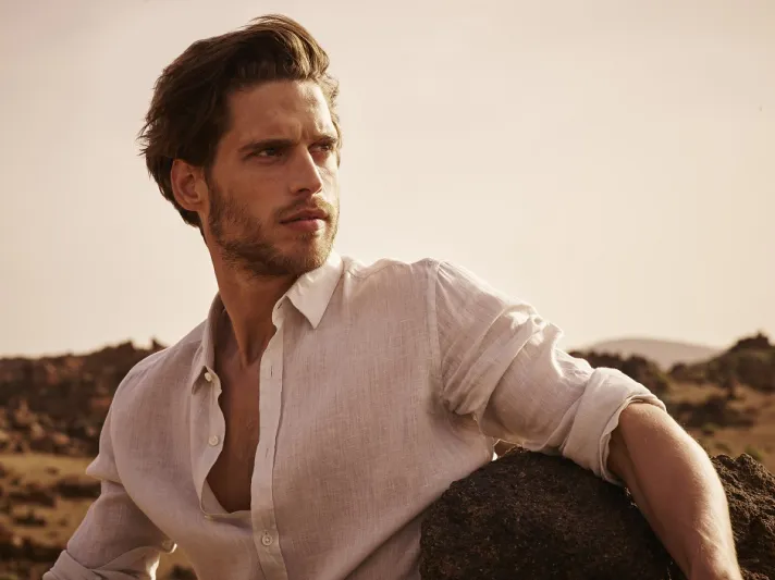 سيمون بريداريول لماذا اختارته دافيدوف وجهاً لها ؟