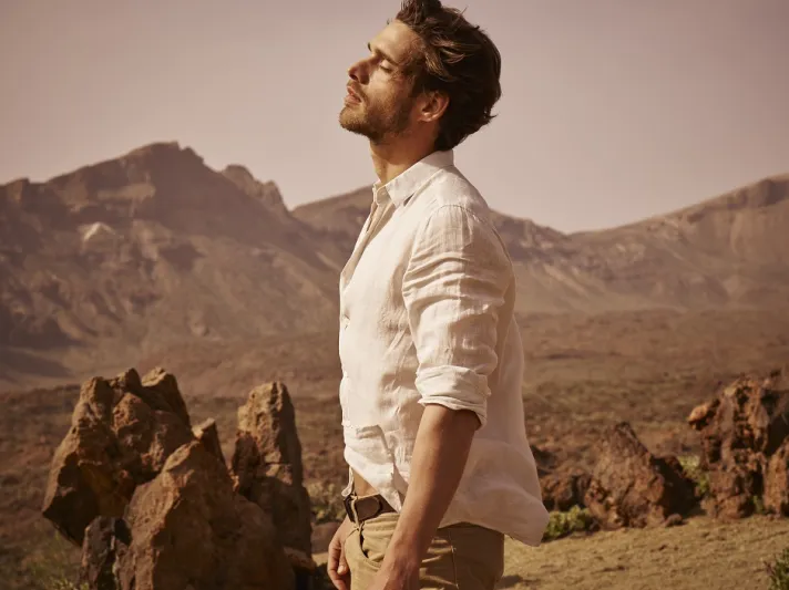 سيمون بريداريول لماذا اختارته دافيدوف وجهاً لها ؟