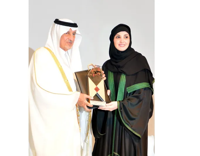 ألفت قباني الفائزة بجائزة مكة الإنسانية..رجلان وراء نجاحي