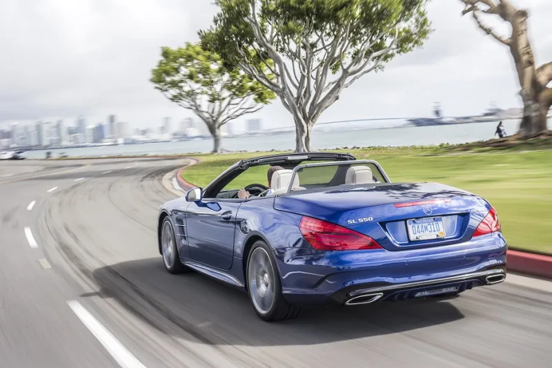 مرسيدس-بنز "إس إل": اسطورية رشيقة في حلة جديدة