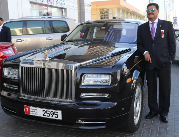 الهندي الذي حول 8 دولارات الى مليارات في ابوظبي