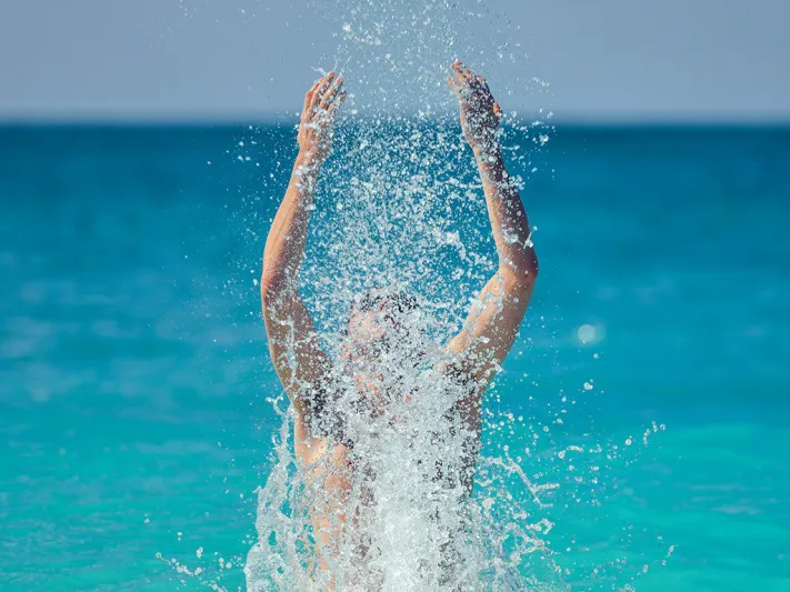 ما هي فوائد البحر للانسان 