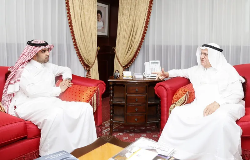  فاروق يوسف المؤيد لـ"الرجل" : مصروفي الف دينار شهريا  