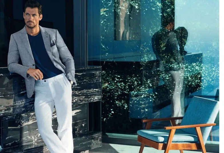 قليلاً من الخروج عن المألوف ببذلتك الرسمية